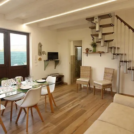 בית נופש Casa Tre Noci לסקארי