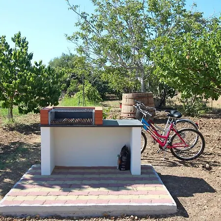 Casa Tre Noci * Lascari