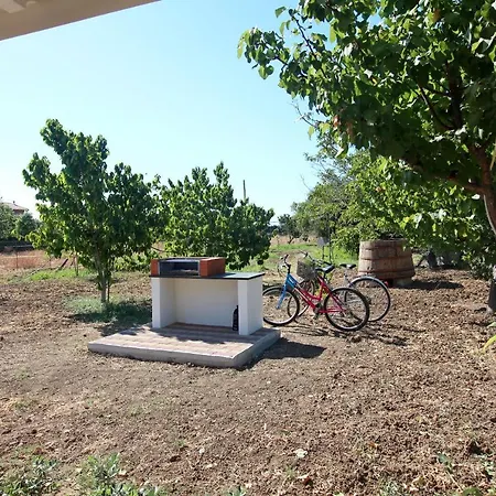 Casa Tre Noci Lascari